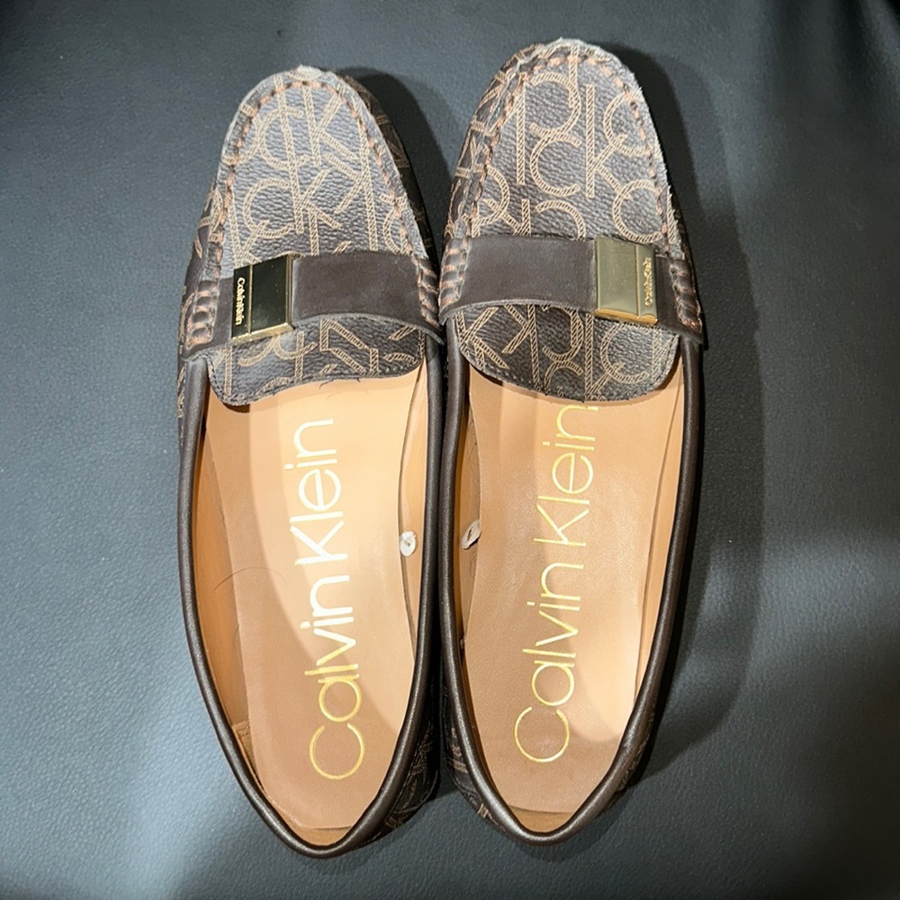 Women’s Calvin Klein Flats Size 8.5